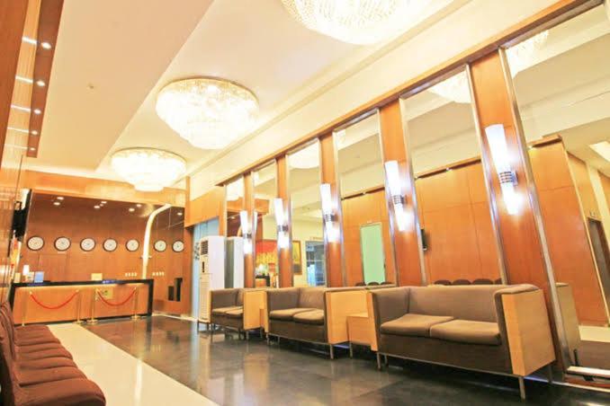 Posh Beds With City View And Pools Mandaluyong Exterior photo
