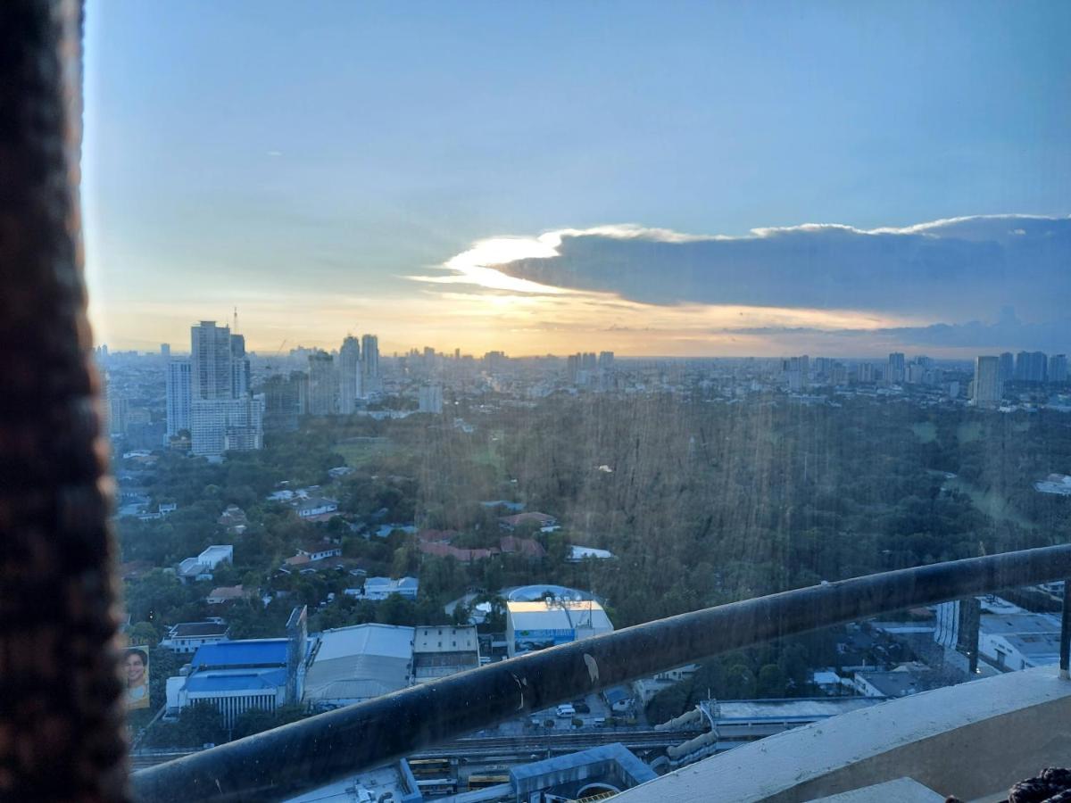 Posh Beds With City View And Pools Mandaluyong Exterior photo