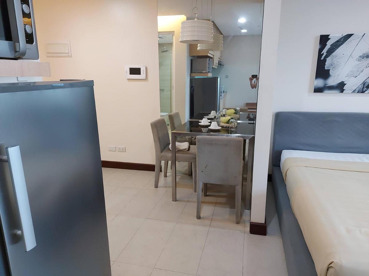 Posh Beds With City View And Pools Mandaluyong Exterior photo