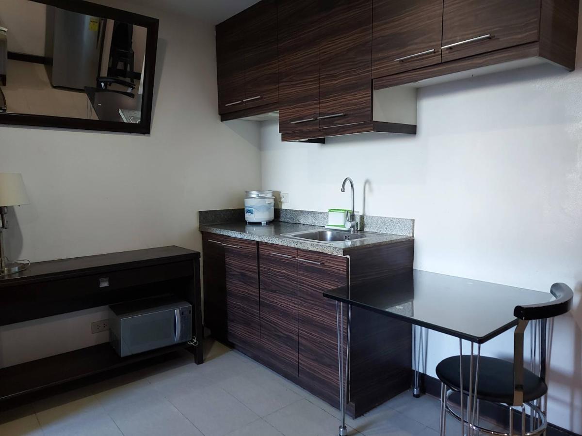 Posh Beds With City View And Pools Mandaluyong Exterior photo